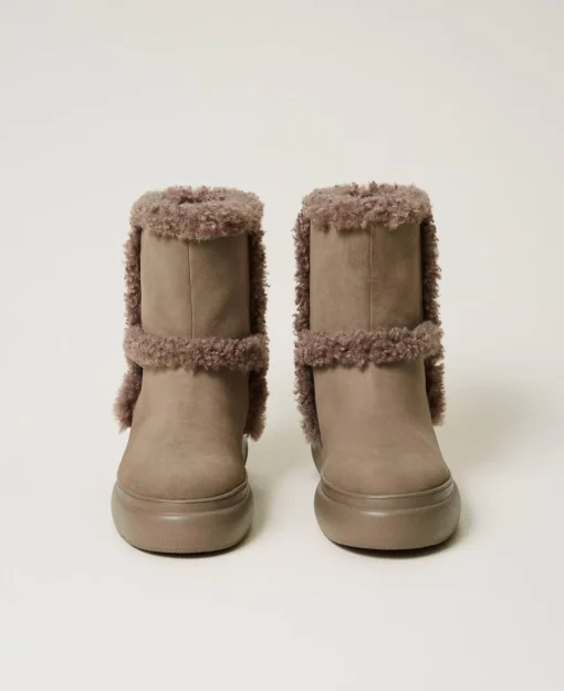 Stivaletti Con Dettagli In Faux Fur
