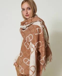 Stola In Panno Jacquard Con Oval T