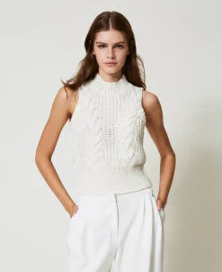 Top In Maglia Con Coste E Trecce
