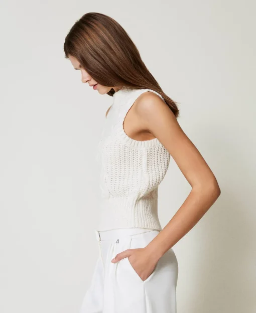 Top In Maglia Con Coste E Trecce