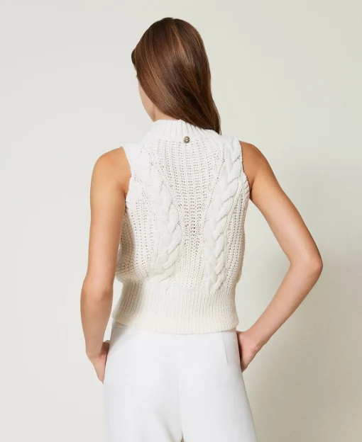 Top In Maglia Con Coste E Trecce