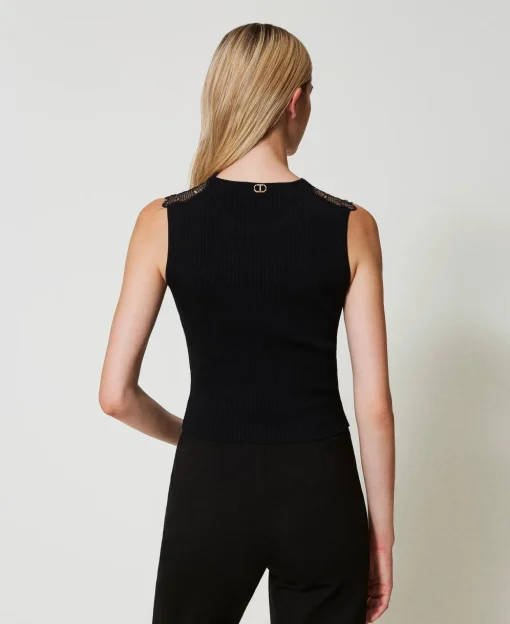 Top In Maglia Con Pizzo