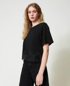 T-shirt Cropped Con Pizzo Macramè