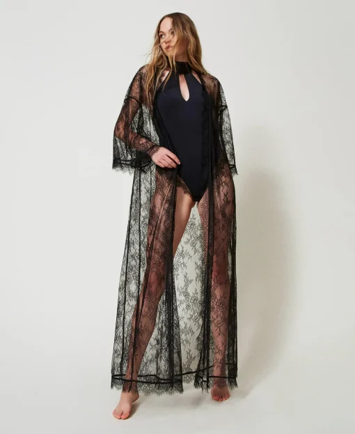 Vestaglia Lunga In Pizzo Con Cintura