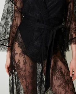 Vestaglia Lunga In Pizzo Con Cintura